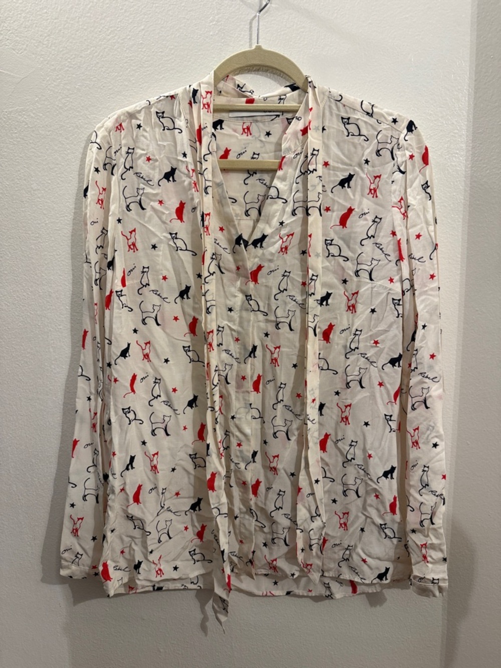 Red white and blue cat kitten star blouse